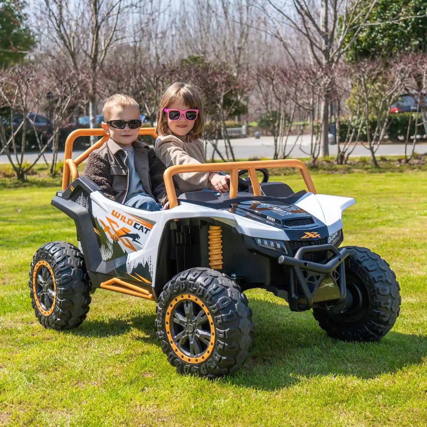 Arctic Cat XL 24V 4WD Kids Ride-On UTV with R/C Parental Remote | Gray